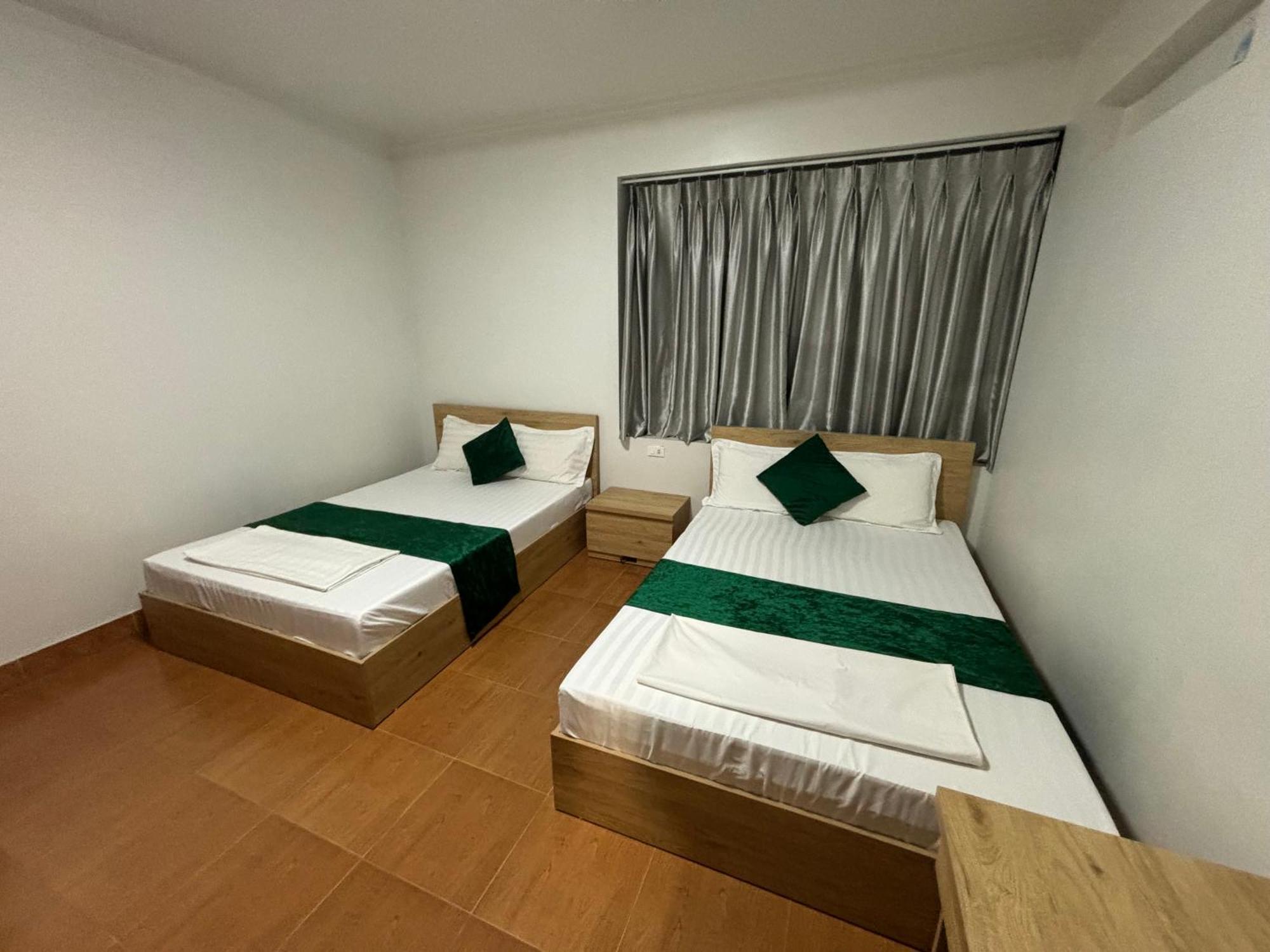 Cat Ba Madame Duyen Hotel Chan Chau Exteriör bild